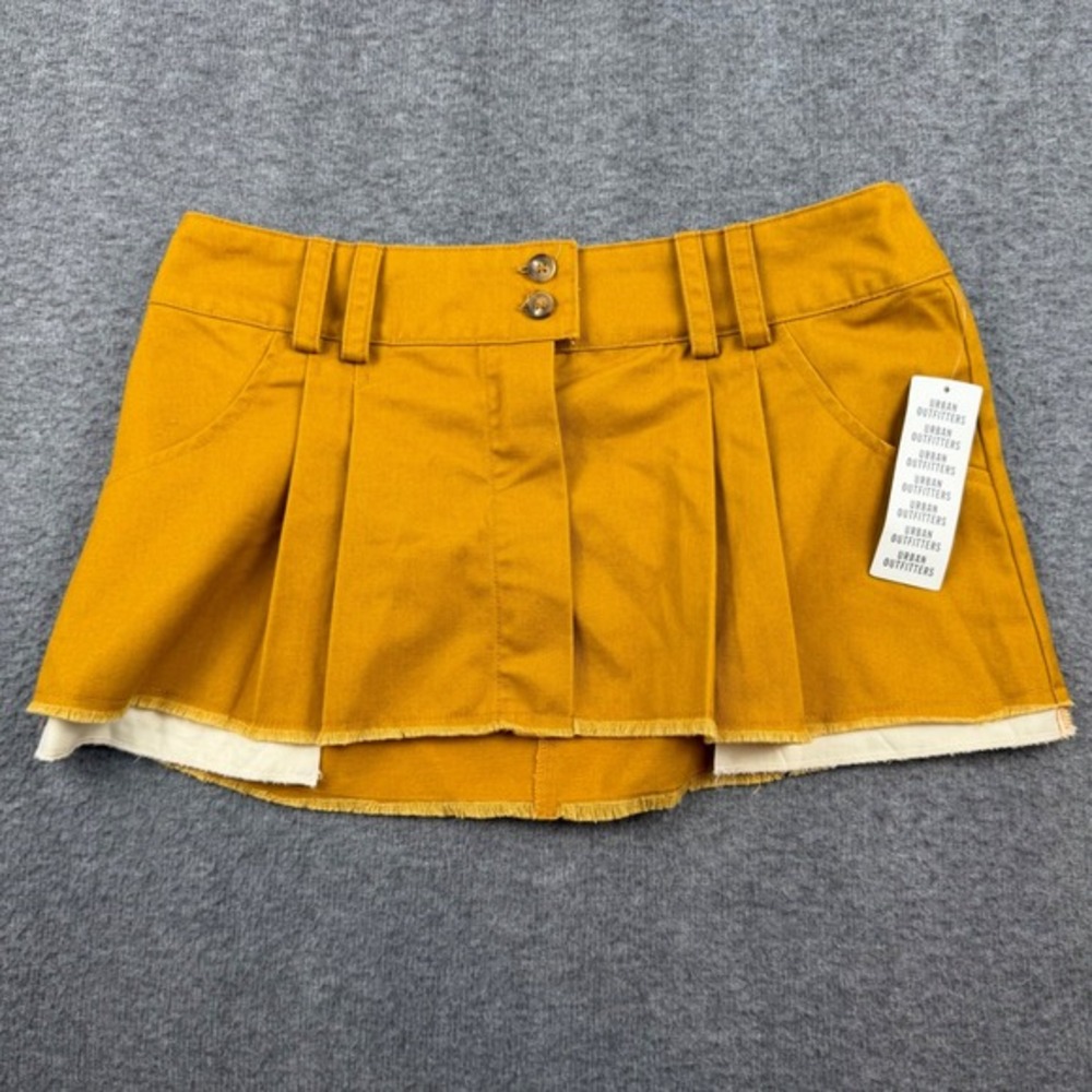 BDG Mini‎ Skirt Women's Size S Mustard Yellow Pleated Raw Hem Urban Outfitter